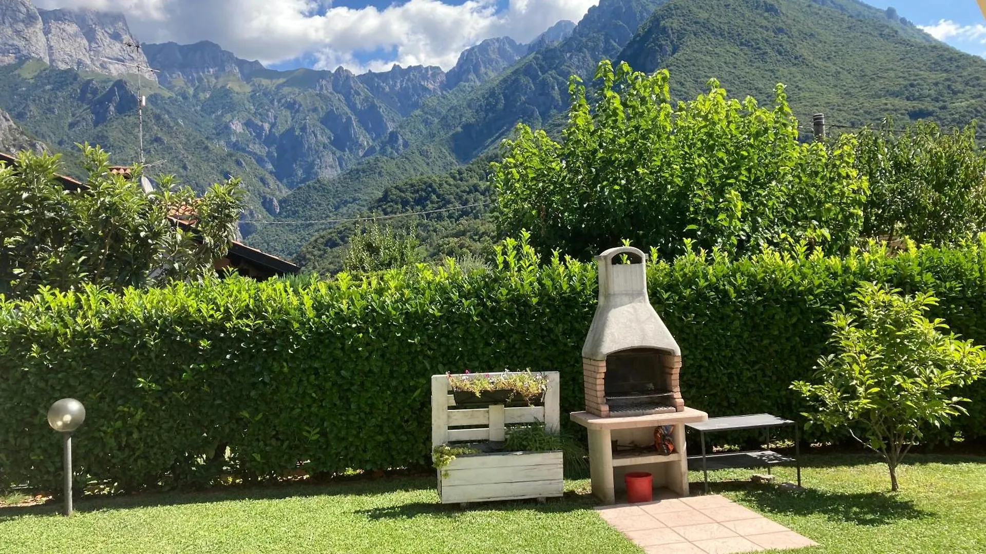 Prázdninový dům Villa Sasso Cavallo Mandello del Lario